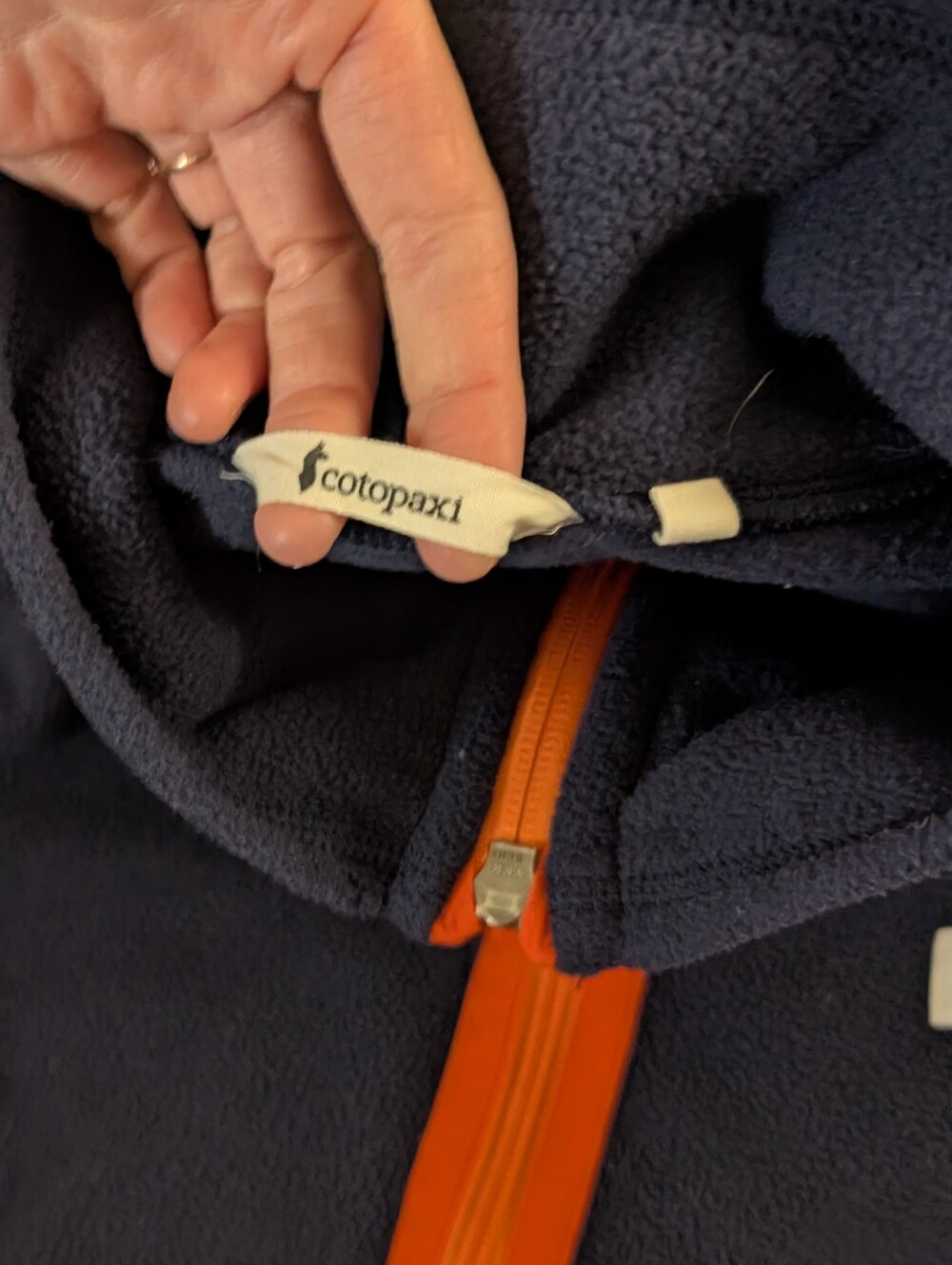 Cotopaxi Amada Half Zip Two-Tone Navy & Light Blue Fleece Quarter-Zip Pullover - Picture 3 of 4